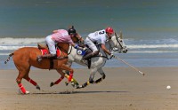 /album/journalisme/a70528-7030-beachpolo-1-jpg/